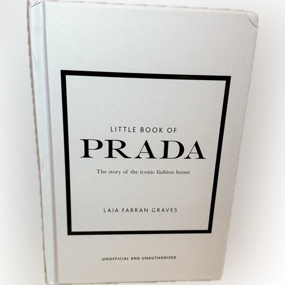 🖤Little Book of Prada•The Story of the Iconic Fashion House/NWT🖤 - Picture 1 of 2